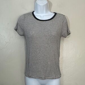 Forever 21 Black and White Striped Short Sleeve Tee